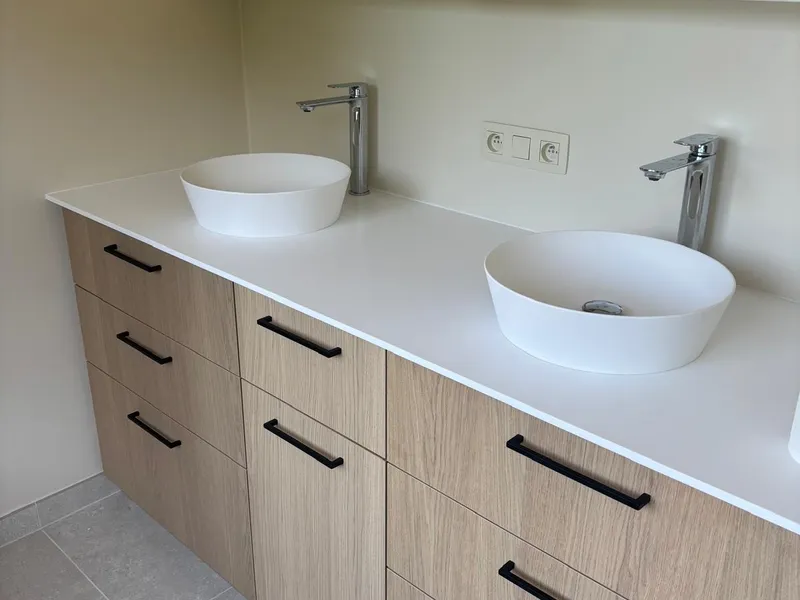 Salle de bain et suite d'eau — photo de chantier